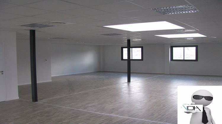 Ma-Cabane - Location Local commercial LAHONCE, 165 m²