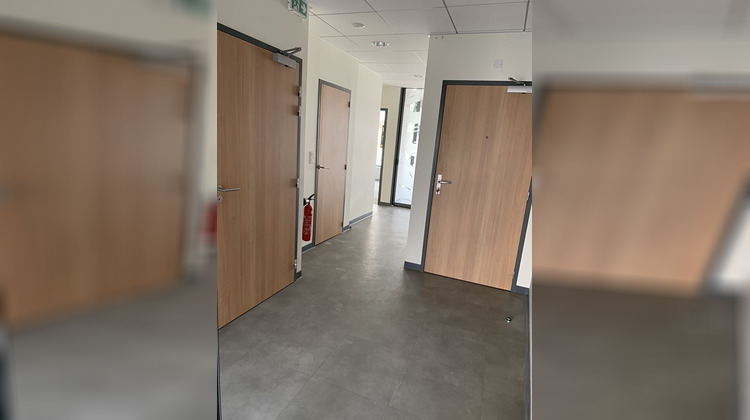 Ma-Cabane - Location Local commercial LAISSAC, 70 m²