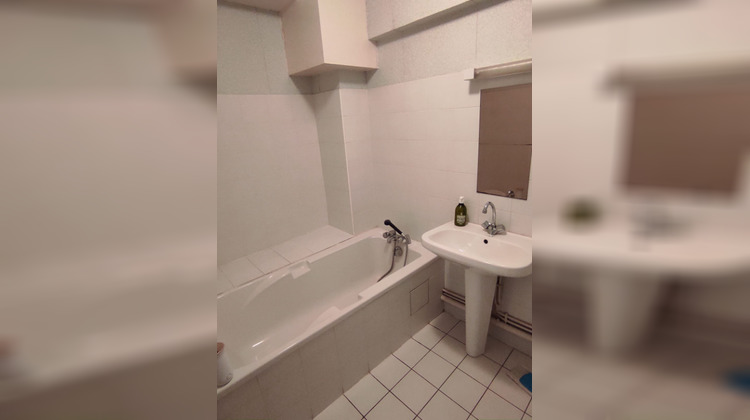 Ma-Cabane - Location Local commercial LAMBALLE, 29 m²