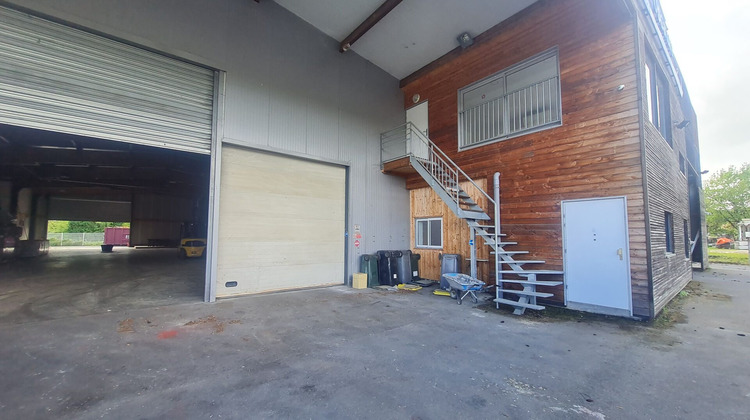 Ma-Cabane - Location Local commercial Lamothe-Montravel, 400 m²