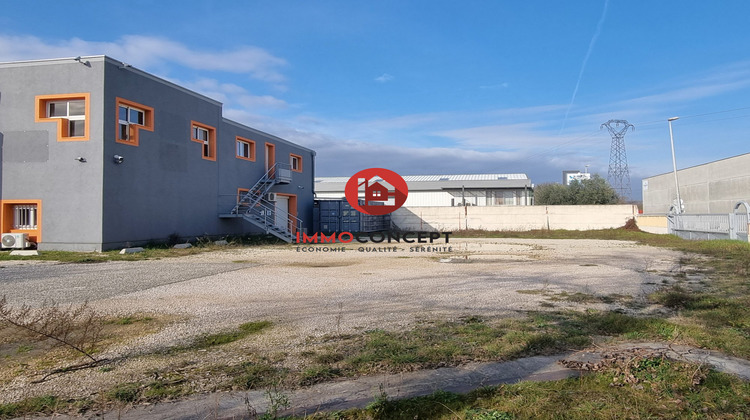 Ma-Cabane - Location Local commercial Laudun-l'Ardoise, 210 m²