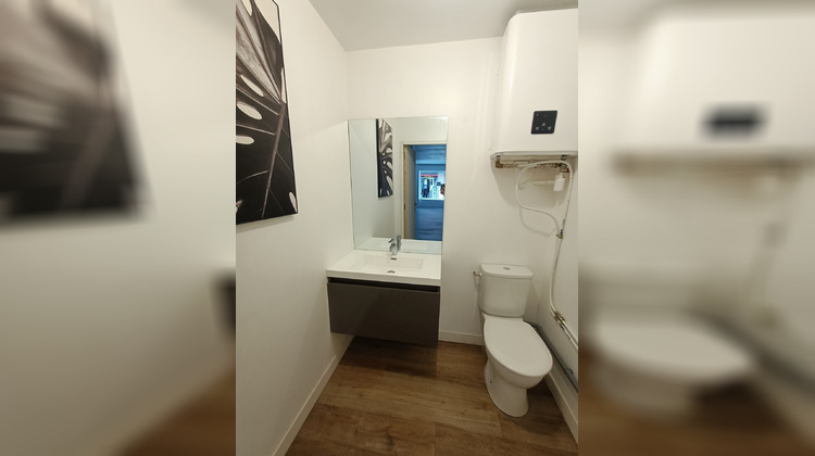 Ma-Cabane - Location Local commercial Laval, 55 m²