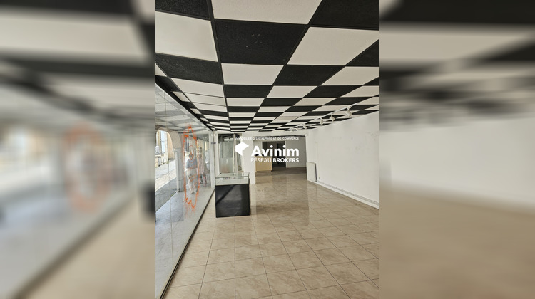 Ma-Cabane - Location Local commercial Laval, 185 m²