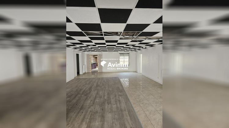 Ma-Cabane - Location Local commercial Laval, 185 m²