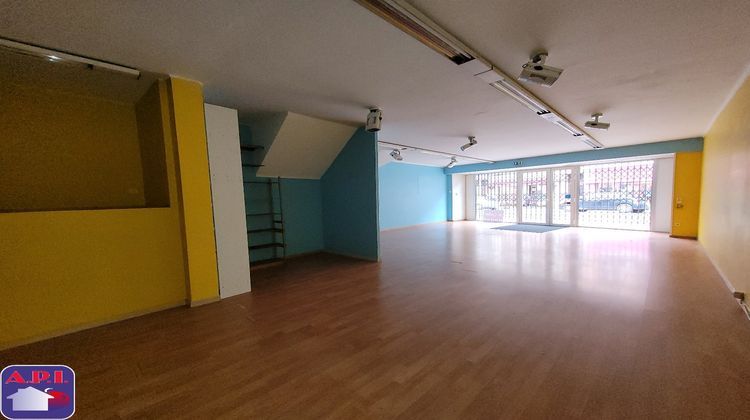 Ma-Cabane - Location Local commercial LAVELANET, 104 m²