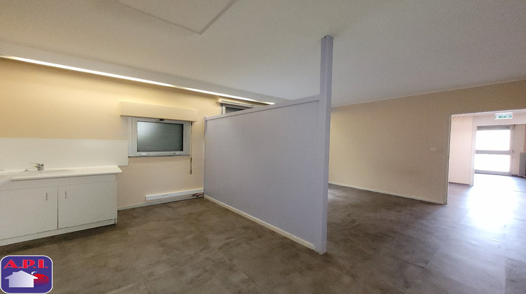 Ma-Cabane - Location Local commercial LAVELANET, 137 m²