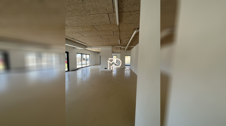 Ma-Cabane - Location Local commercial Le Beausset, 110 m²