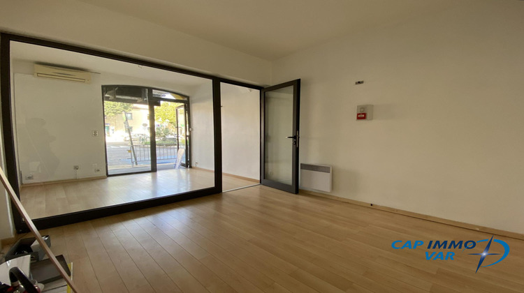 Ma-Cabane - Location Local commercial Le Beausset, 18 m²