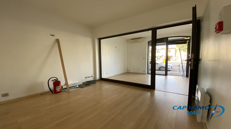 Ma-Cabane - Location Local commercial Le Beausset, 18 m²