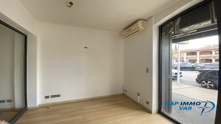 Ma-Cabane - Location Local commercial Le Beausset, 18 m²