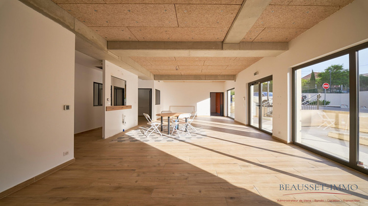 Ma-Cabane - Location Local commercial Le Beausset, 113 m²