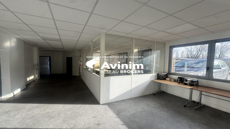 Ma-Cabane - Location Local commercial Le Blanc-Mesnil, 1044 m²