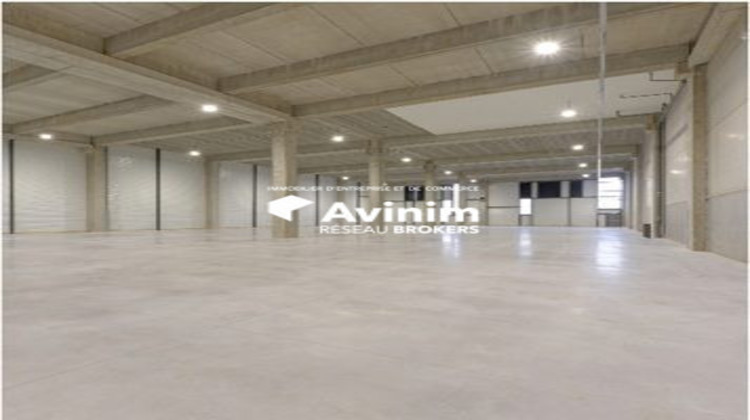 Ma-Cabane - Location Local commercial Le Blanc-Mesnil, 902 m²