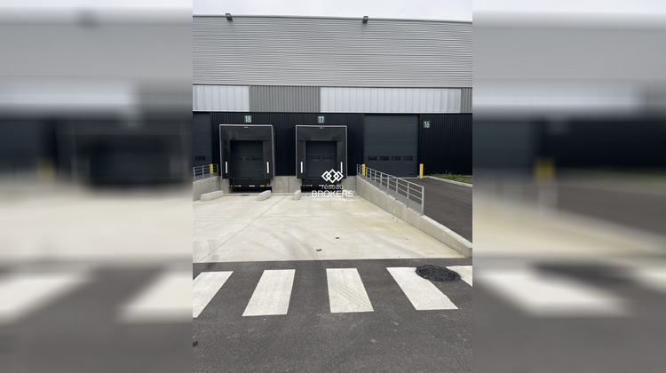 Ma-Cabane - Location Local commercial Le Bourget, 1075 m²