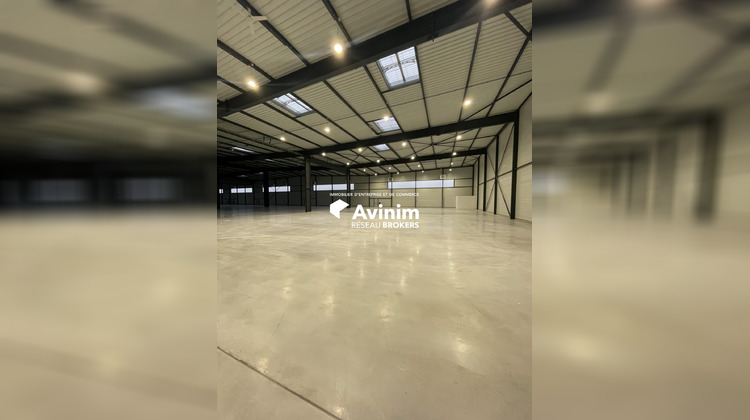 Ma-Cabane - Location Local commercial Le Bourget, 1060 m²