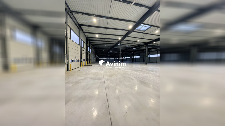 Ma-Cabane - Location Local commercial Le Bourget, 1060 m²