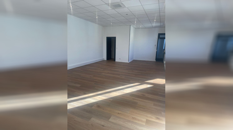 Ma-Cabane - Location Local commercial LE BOUSCAT, 53 m²