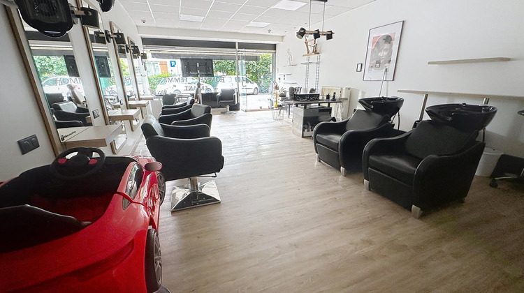 Ma-Cabane - Location Local commercial Le Bouscat, 54 m²