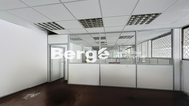 Ma-Cabane - Location Local commercial Le Cannet, 400 m²