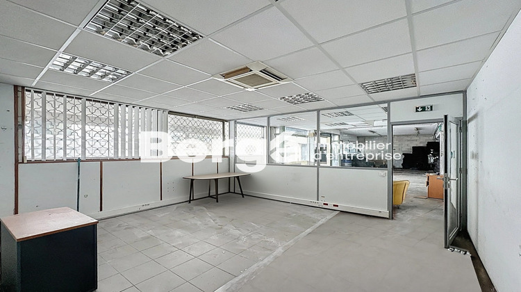 Ma-Cabane - Location Local commercial Le Cannet, 400 m²