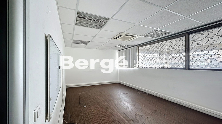 Ma-Cabane - Location Local commercial Le Cannet, 400 m²