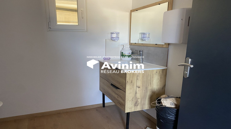 Ma-Cabane - Location Local commercial Le Cannet-des-Maures, 255 m²