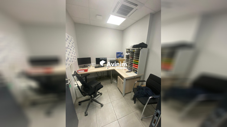 Ma-Cabane - Location Local commercial Le Cheylas, 1500 m²