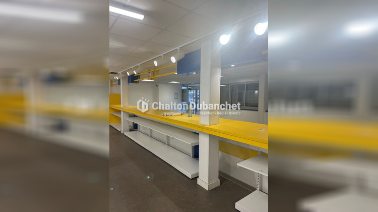 Ma-Cabane - Location Local commercial LE COTEAU, 360 m²