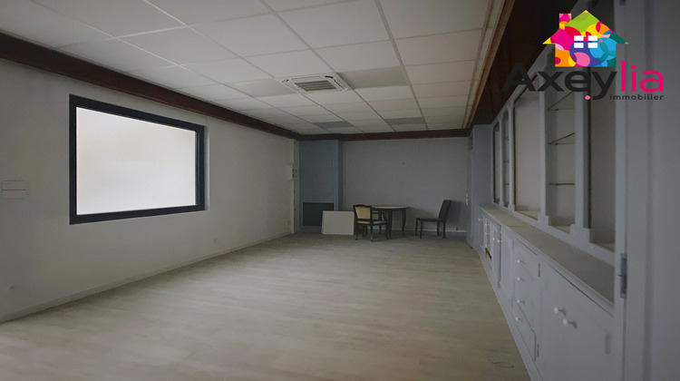 Ma-Cabane - Location Local commercial Le Coteau, 29 m²