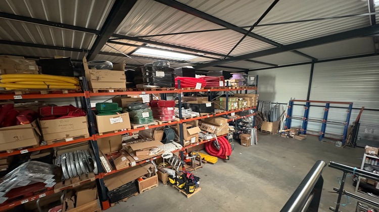 Ma-Cabane - Location Local commercial LE COTEAU, 700 m²