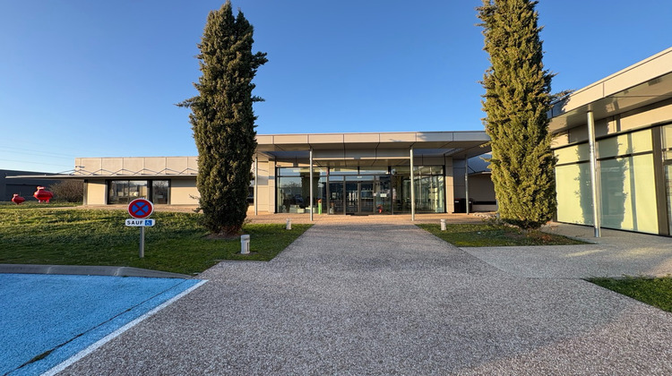 Ma-Cabane - Location Local commercial LE COTEAU, 1200 m²