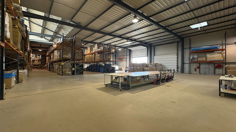 Ma-Cabane - Location Local commercial LE COTEAU, 5650 m²