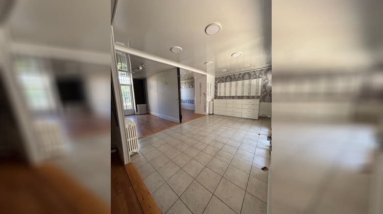 Ma-Cabane - Location Local commercial LE CREUSOT, 78 m²