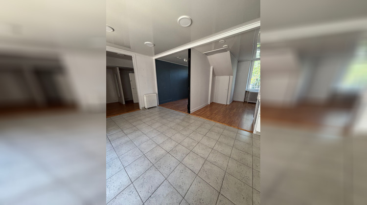 Ma-Cabane - Location Local commercial LE CREUSOT, 78 m²