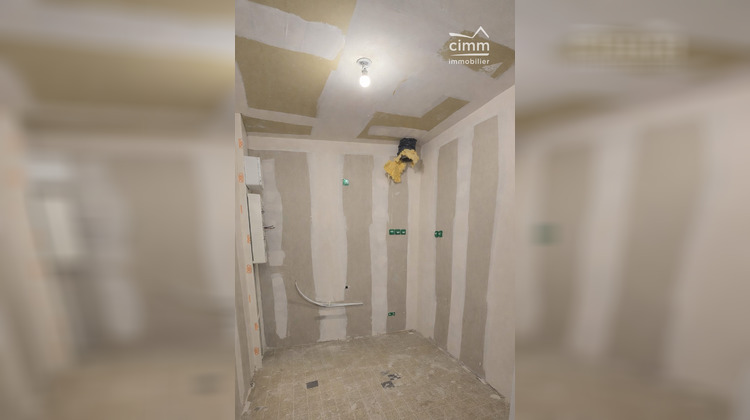 Ma-Cabane - Location Local commercial Le Grand-Lemps, 49 m²