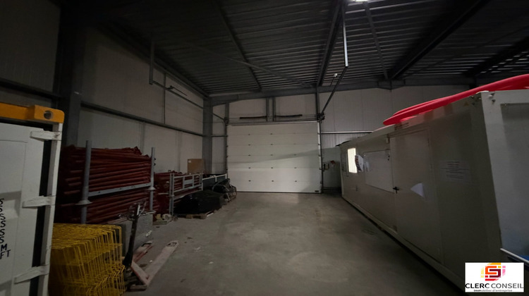 Ma-Cabane - Location Local commercial Le Grand-Quevilly, 835 m²