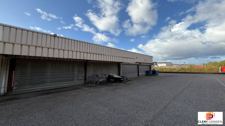Ma-Cabane - Location Local commercial Le Grand-Quevilly, 300 m²