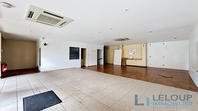 Ma-Cabane - Location Local commercial LE GRAND-QUEVILLY, 61 m²