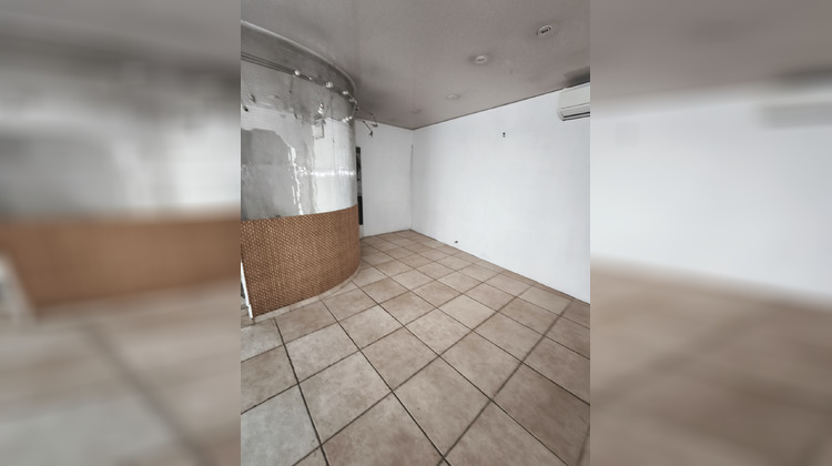 Ma-Cabane - Location Local commercial Le Grau-du-Roi, 33 m²