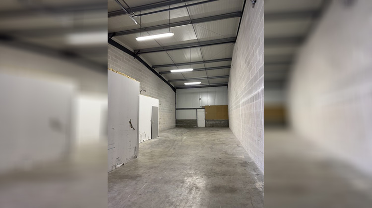 Ma-Cabane - Location Local commercial Le Haillan, 130 m²