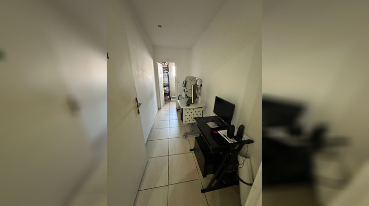 Ma-Cabane - Location Local commercial LE HAILLAN, 101 m²