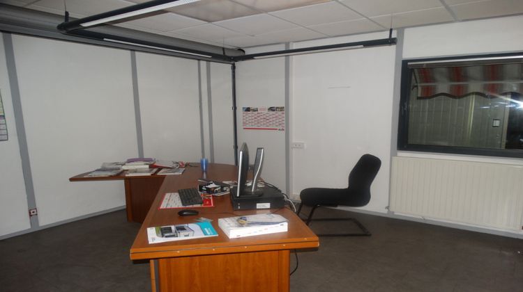 Ma-Cabane - Location Local commercial LE HOULME, 1007 m²