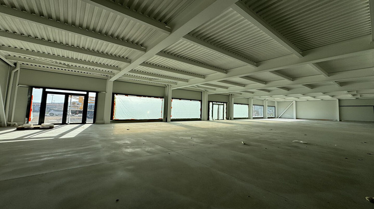 Ma-Cabane - Location Local commercial LE LUC, 238 m²