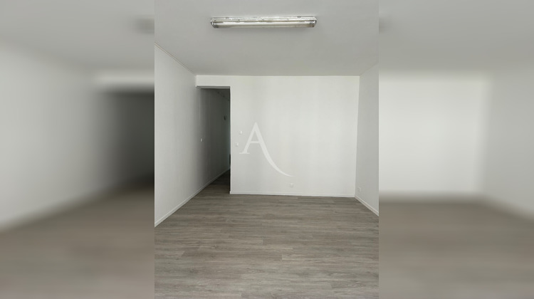 Ma-Cabane - Location Local commercial LE MANS, 59 m²