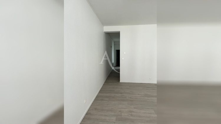 Ma-Cabane - Location Local commercial LE MANS, 59 m²