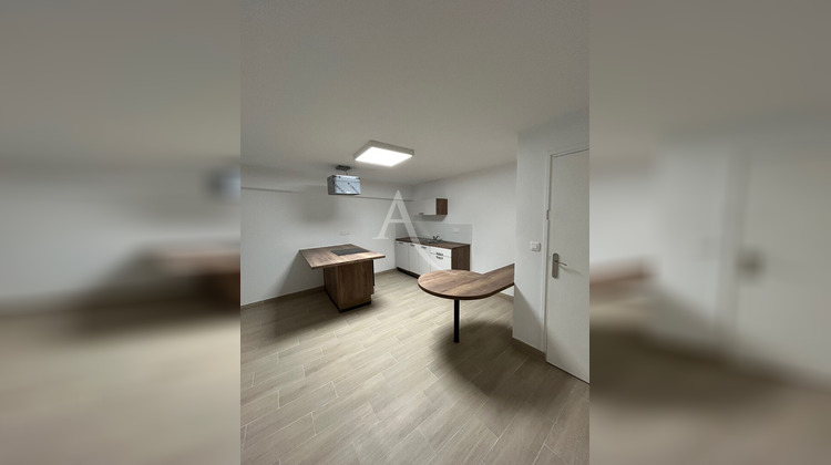 Ma-Cabane - Location Local commercial LE MANS, 98 m²