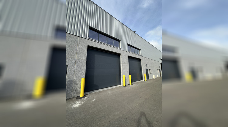 Ma-Cabane - Location Local commercial Le Mesnil-Amelot, 300 m²