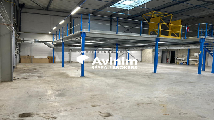 Ma-Cabane - Location Local commercial Le Pin, 680 m²