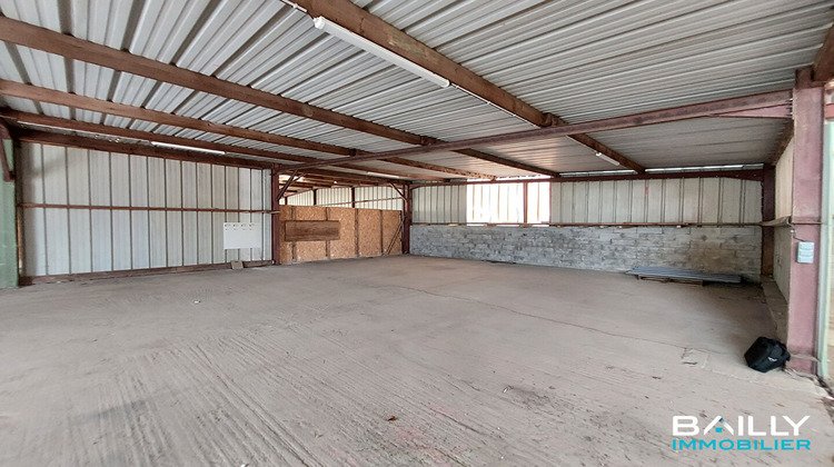 Ma-Cabane - Location Local commercial LE POIRE-SUR-VIE, 580 m²