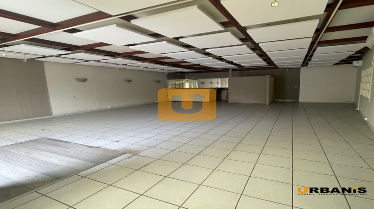 Ma-Cabane - Location Local commercial Le Port, 116 m²